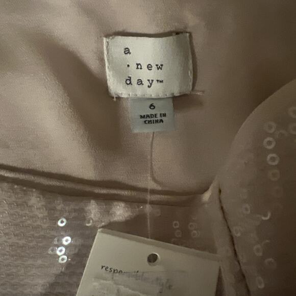 A New Day Women's Sequin Party Mini Skirt - Tan 6 NWT - Picture 4 of 6